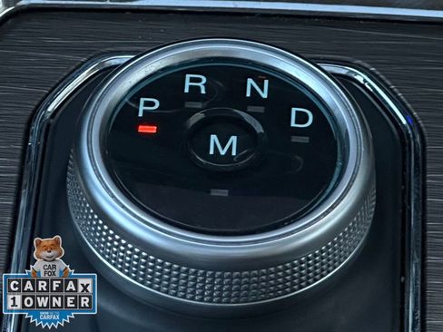 Used 2024 Ford Expedition Limited image 16