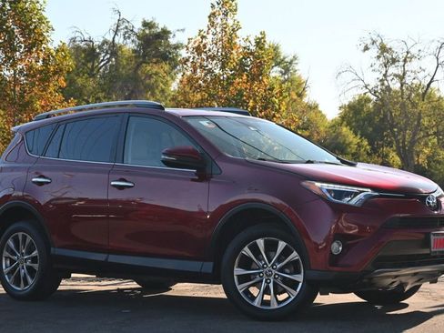Used 2018 Toyota RAV4 Limited w/ All Weather Liner Package image 3