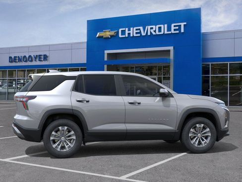 New 2026 Chevrolet Equinox LT w/ Convenience Package II AWD/4WD image 5