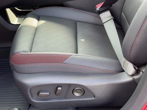 New 2026 Chevrolet Equinox RS w/ LPO, Floor Liner Package image 32