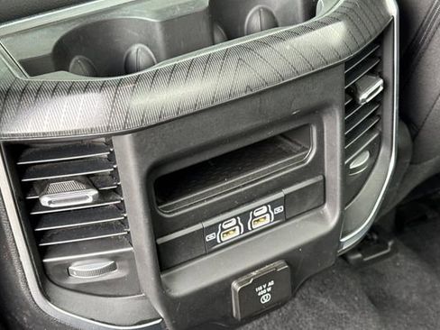 Used 2025 RAM 1500 Big Horn AWD/4WD image 43