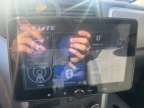 Used 2012 Chevrolet Traverse LS image 22