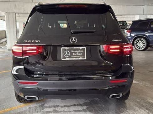 Certified 2026 Mercedes-Benz GLB 250 4MATIC image 8