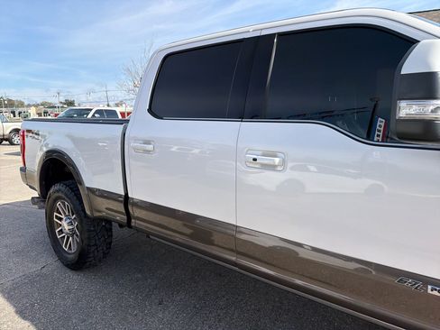 Used 2017 Ford F250 King Ranch w/ King Ranch Ultimate Package image 10