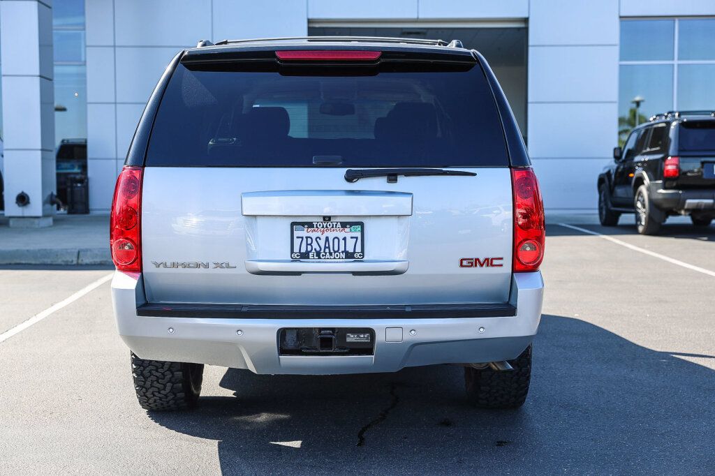 Used 2014 GMC Yukon XL SLT RWD image 21
