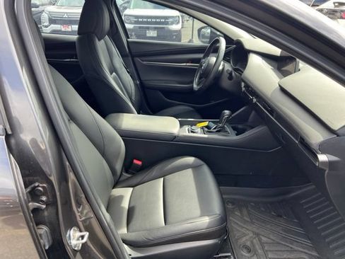Used 2021 MAZDA MAZDA3 s FWD image 6