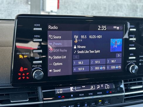 Certified 2023 Toyota Sienna LE w/ LE Plus Package FWD image 18
