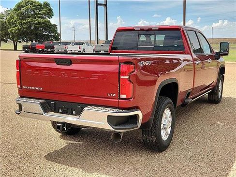 New 2025 Chevrolet Silverado 3500 LTZ w/ LTZ Premium Package AWD/4WD image 4