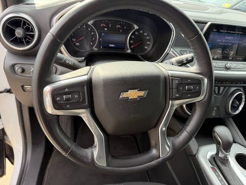 Used 2020 Chevrolet Blazer LT FWD image 12