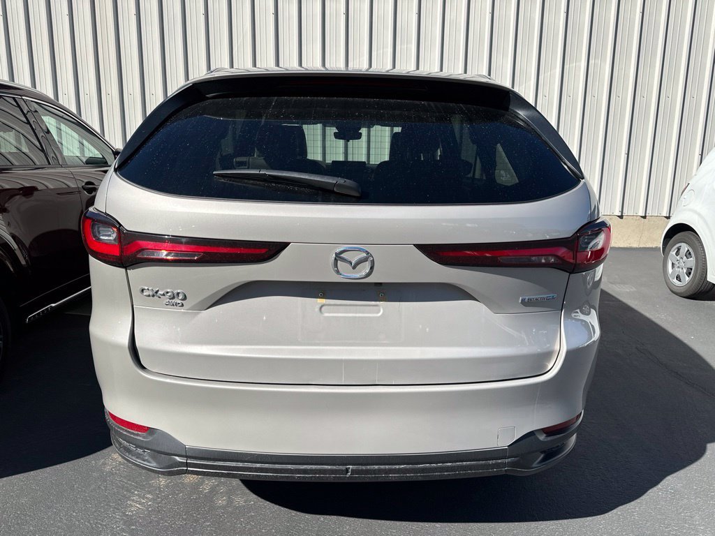 Used 2024 MAZDA CX-90 Plug-In Hybrid w/ Preferred AWD/4WD image 4