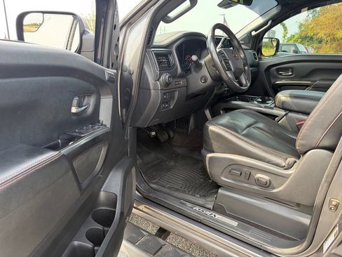 Used 2023 Nissan Titan PRO-4X w/ Pro-4x Convenience Package AWD/4WD image 38