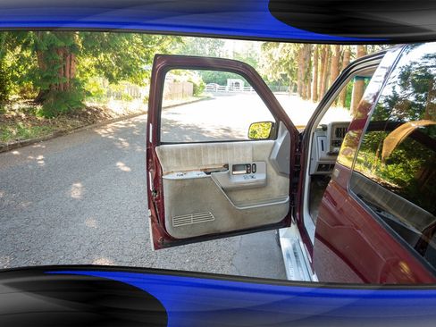 Used 1992 Chevrolet Blazer 4WD image 10