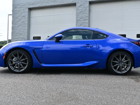 Used 2025 Subaru BRZ Limited w/ Popular Package 2 RWD image 6
