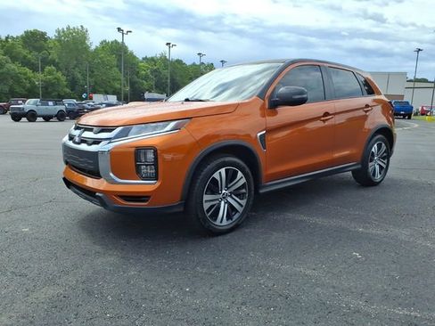 Used 2020 Mitsubishi Outlander Sport SE FWD image 3