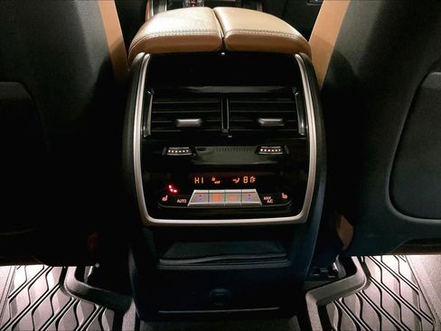 Used 2021 BMW X5 M50i w/ Executive Package image 34