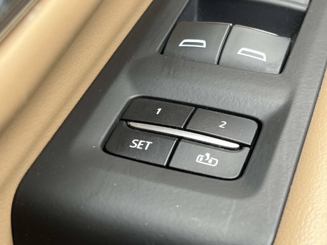 Used 2023 Chevrolet Tahoe Premier w/ Premium Package RWD image 34