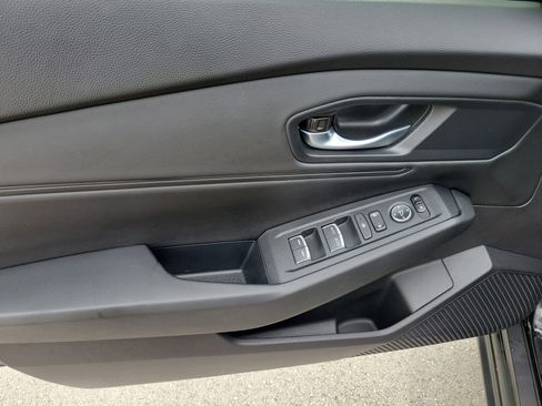 Used 2025 Honda Accord SE image 19