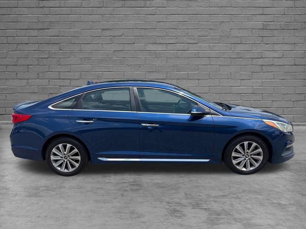Used 2015 Hyundai Sonata Sport w/ Option Group 03 FWD image 7