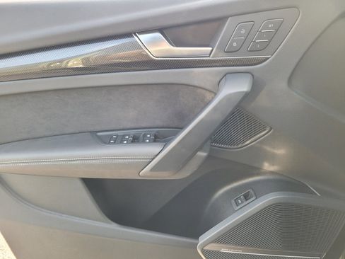 Used 2023 Audi SQ5 Premium Plus w/ Premium Plus Package image 20