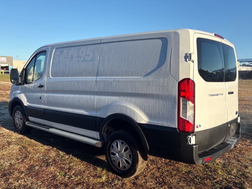 Used 2024 Ford Transit 250 Low Roof w/ Exterior Upgrade Package RWD image 11