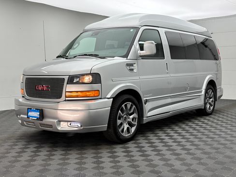 Used 2026 GMC Savana 2500 w/ Driver Convenience Package RWD image 16