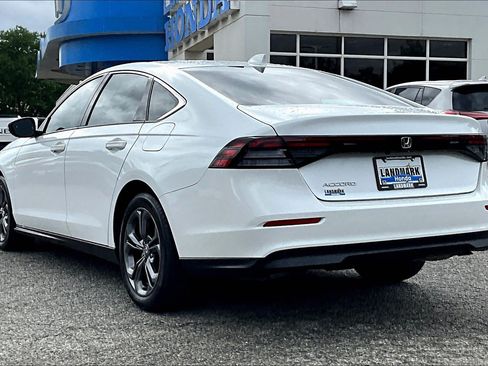 Used 2023 Honda Accord EX image 12