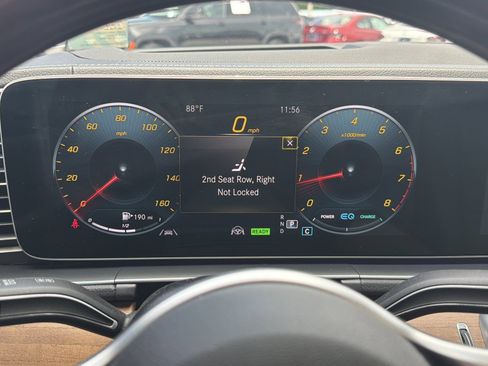 Used 2022 Mercedes-Benz GLS 450 4MATIC image 39