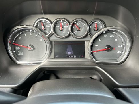 Used 2021 Chevrolet Tahoe Z71 w/ Luxury Package AWD/4WD image 11