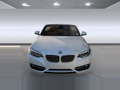 Used 2020 BMW 230i Convertible w/ Convenience Package image 6