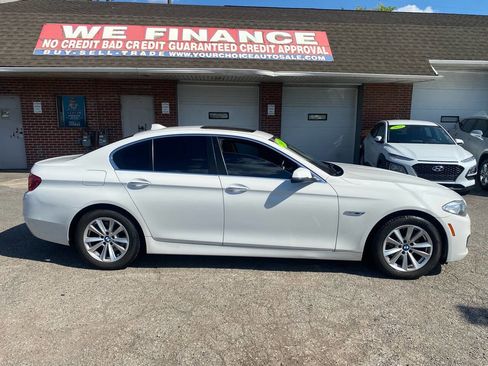 Used 2016 BMW 528i xDrive Sedan w/ Premium Package image 5