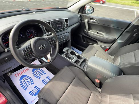 Used 2019 Kia Sportage LX AWD/4WD image 10