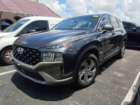 Used 2021 Hyundai Santa Fe SE FWD image 5