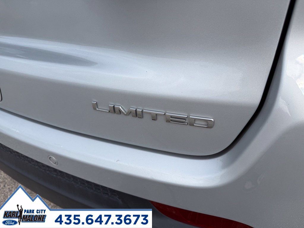 Used 2025 Jeep Compass Limited AWD/4WD image 10