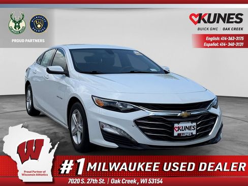 Used 2022 Chevrolet Malibu LT FWD image 1