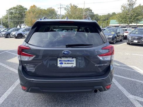 Used 2023 Subaru Forester Limited image 6