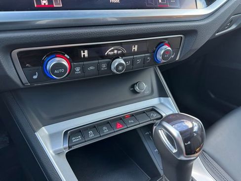 Used 2022 Audi Q3 2.0T Premium Plus image 19