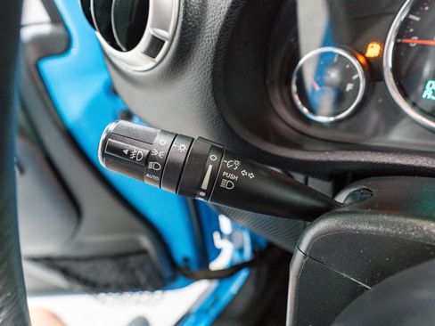 Used 2017 Jeep Wrangler Unlimited Rubicon w/ Dual Top Group image 26