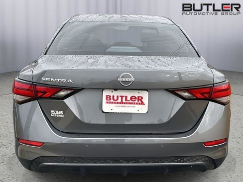 Used 2025 Nissan Sentra S image 4