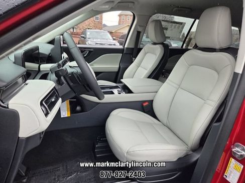 New 2026 Lincoln Aviator 2WD image 9