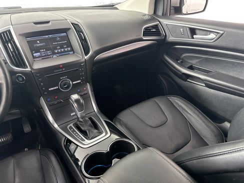 Used 2015 Ford Edge Titanium w/ Equipment Group 301A AWD/4WD image 24