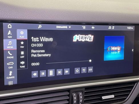 Used 2021 Porsche Cayenne Coupe image 30