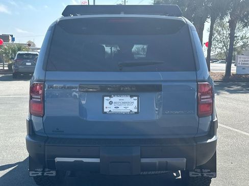 Used 2024 Toyota Land Cruiser image 4