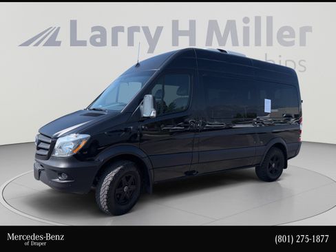 Used 2018 Mercedes-Benz Sprinter 2500 image 1