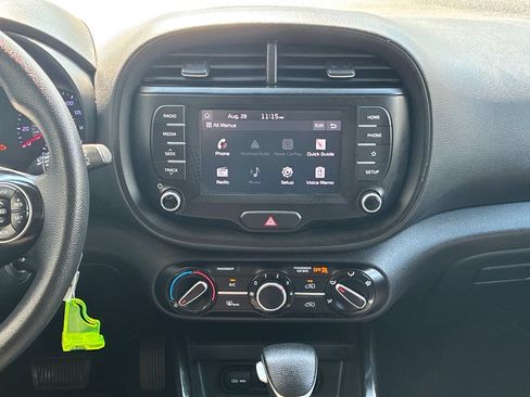 Used 2020 Kia Soul S FWD image 30