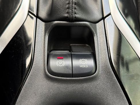 Certified 2022 Toyota Corolla LE image 25