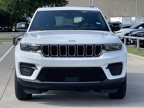 Used 2026 Jeep Grand Cherokee Laredo X AWD/4WD image 8