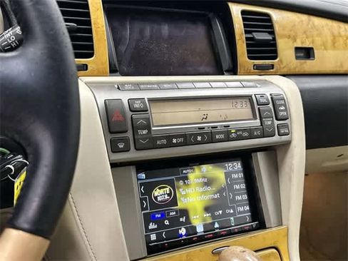 Used 2002 Lexus SC 430 Convertible image 22