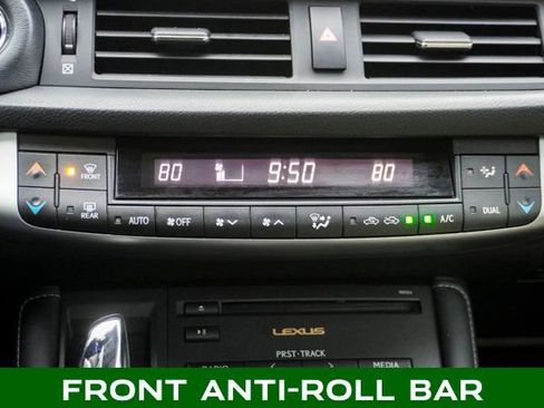 Used 2013 Lexus CT 200h image 18