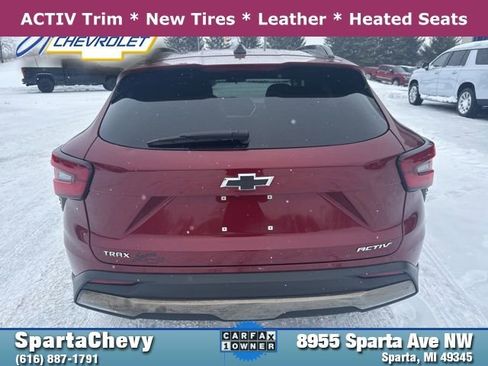 Used 2024 Chevrolet Trax ACTIV image 4