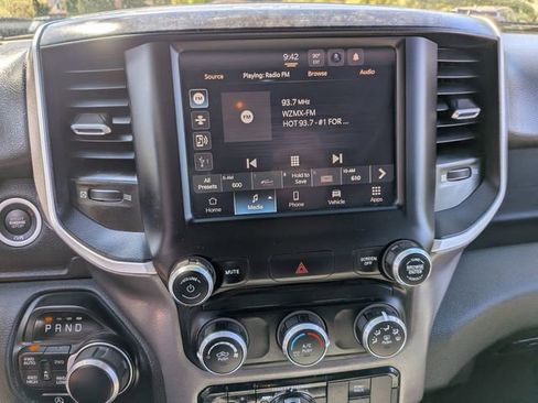 Used 2022 RAM 1500 Big Horn w/ Trailer Tow Group (B) AWD/4WD image 18